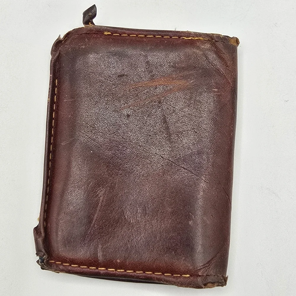 Vintage Levi Strauss & Co Bifold Leather Wallet ID Holder Read